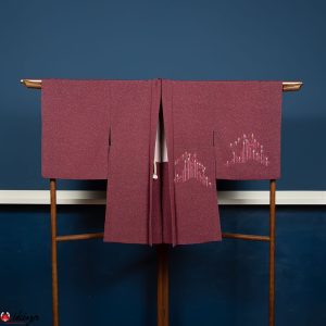 Haori da donna in seta color malva con piante stilizzate