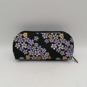 Portaocchiali con zip artigianale da Kyoto – Nero con sakura